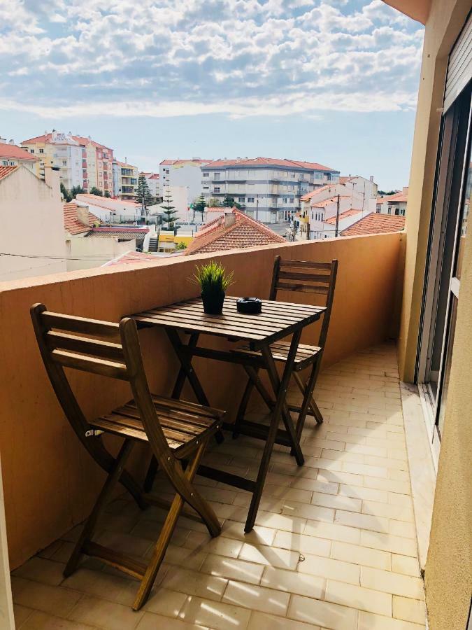Gamboa Surf Apartment Peniche Kültér fotó